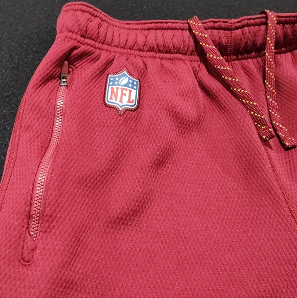 Nike NFL Washington Redskins Men's Therma-Fit Jogging Pants, Size Large, Maroon - Picture 4 of 10